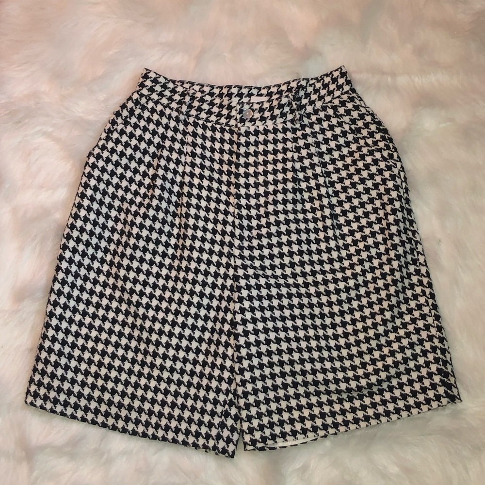 HILL COUNTRY Clothiers Houndstooth Dress Shorts